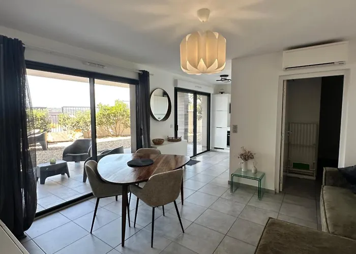 Super F3 Avec Jardin شقة